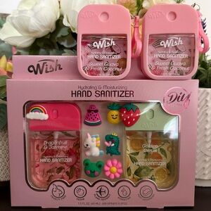 🆕🌷 WISH LIMITED EDITION MOISTURIZING HAND SANITIZER SET WITH CHARMS DYI BOX SET!
